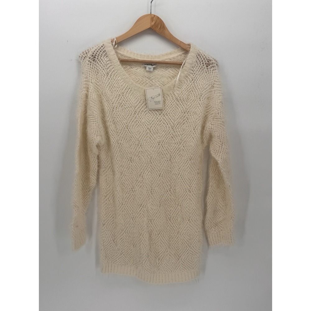 New Jaclyn Smith Collection women size Med crew neck off white tunic sweater
